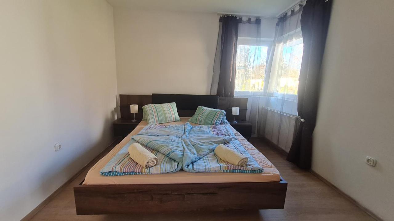 Yellow Sun 2 Apartman Σίοφοκ Εξωτερικό φωτογραφία